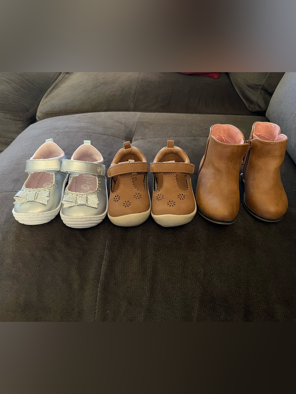 Baby girl size 5c shoes